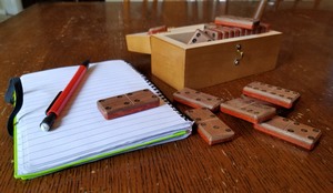 dominoes box